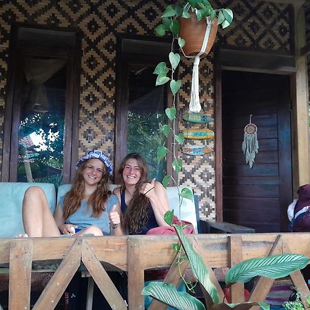 Anik Homestay & Dormy Batukaras ภายนอก รูปภาพ
