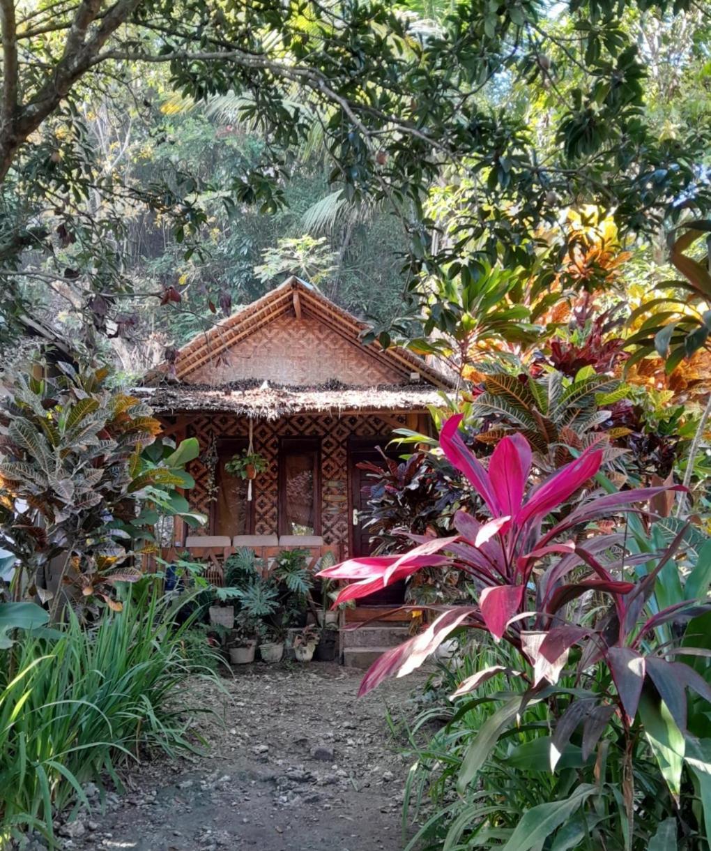 Anik Homestay & Dormy Batukaras ภายนอก รูปภาพ